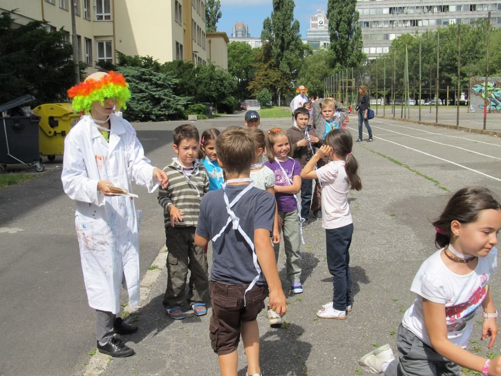 Šašovia a besiedka 1.A