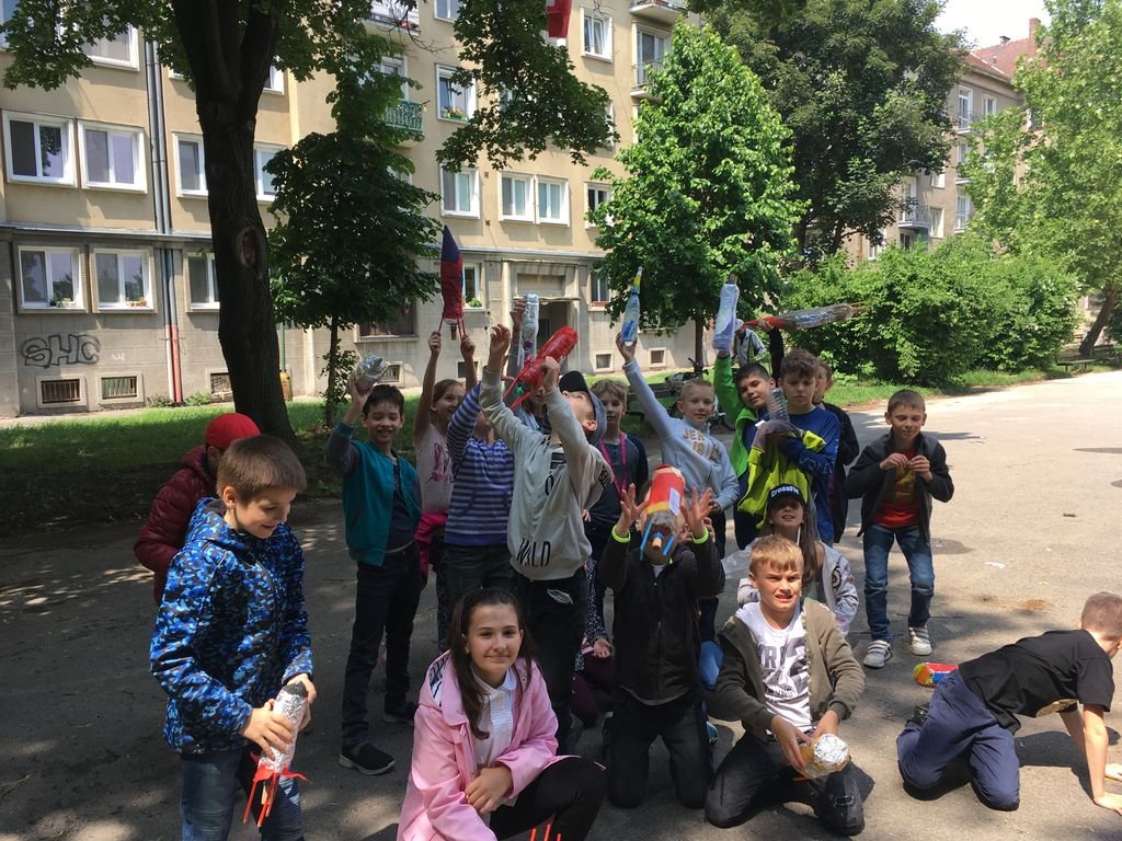 PYP 3 How the world works - rockets May 2018