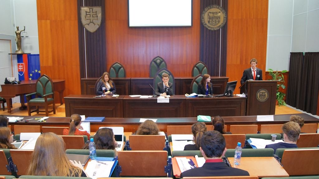 BratMUN 2013
