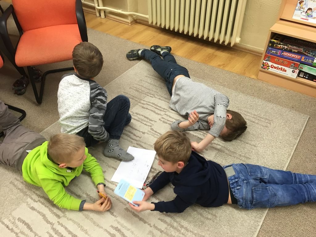 PYP 3 Patterns and Symbols - Treasure hunt Febr 2018