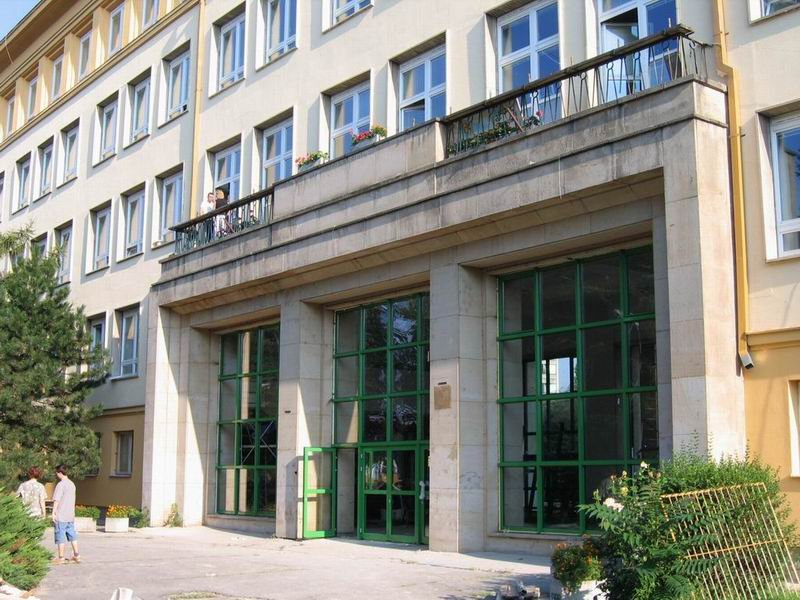 Rekonštrukcia budovy školy