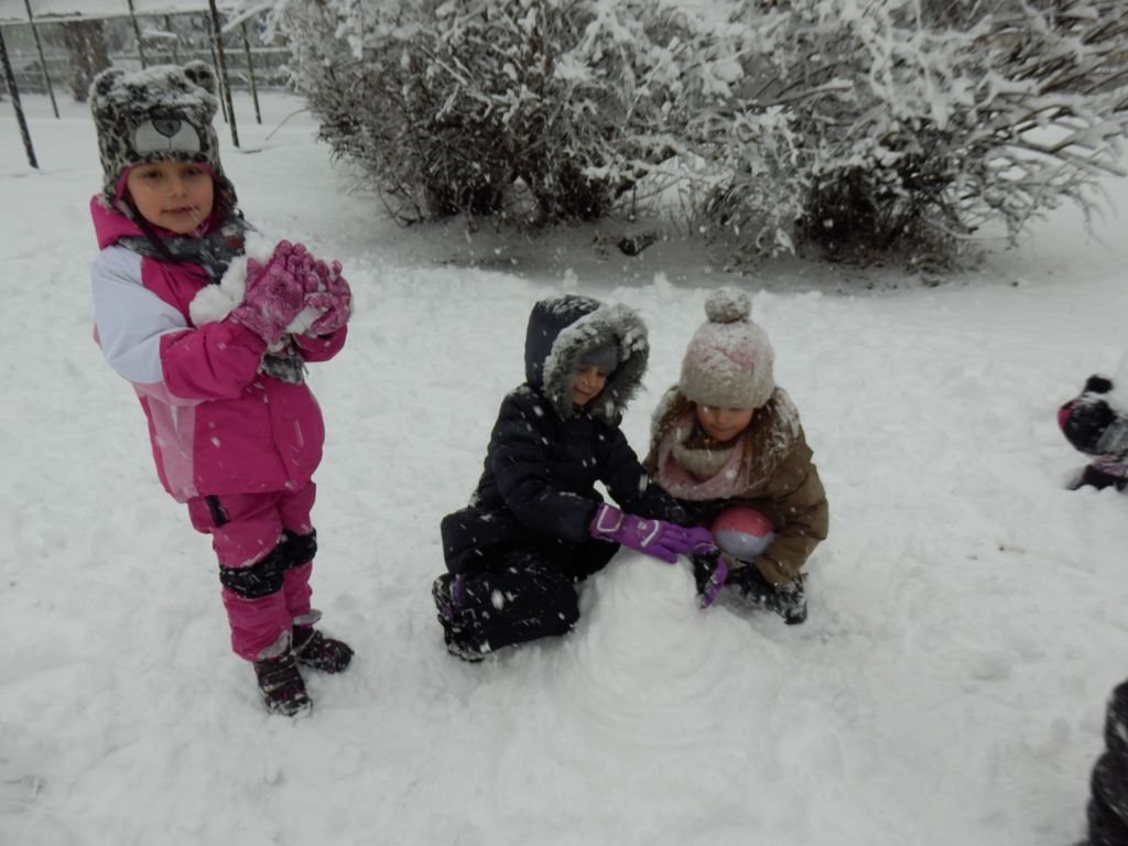 Telesná výchova na snehu